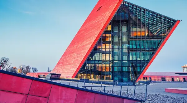 Gdańsk: Odkryj sekrety miasta! Atrakcje, muzea, plany zwiedzania.