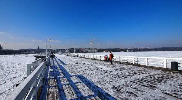 Sopot: Przewodnik po atrakcjach. Co robić latem i zimą?