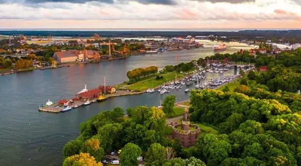 Świnoujście: Ile wysp? Poznaj niezwykłe sekrety miasta!
