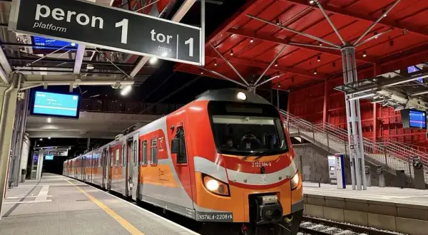 Gdańsk Lotnisko Dworzec Główny: Taxi, pociąg, bus. Która opcja najlepsza?